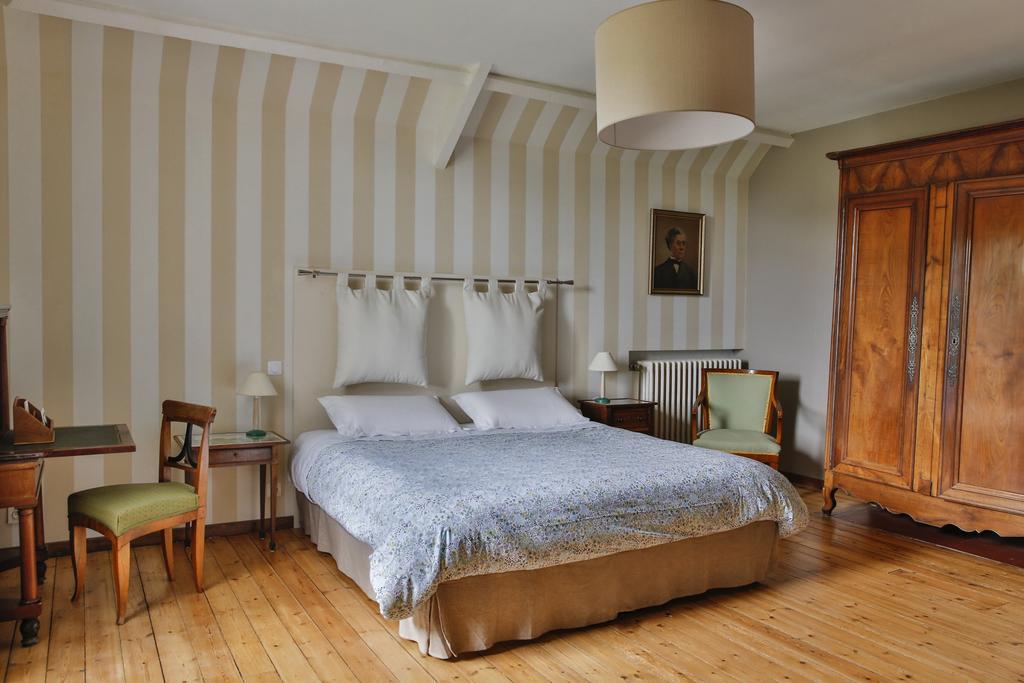 Clerval Maison D'Hotes Et Gites Dragey Habitación foto